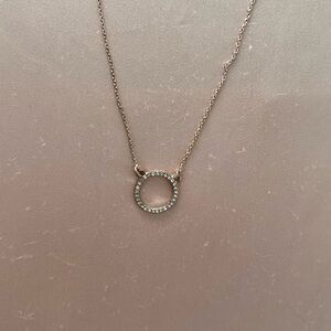 Dainty circle necklace